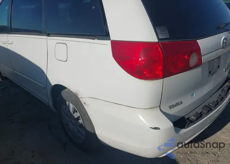 2008 Toyota Sienna Le z USA, uszkodzony, nr VIN 5TDZK23C48S189425